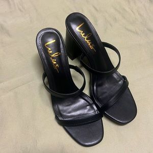 LULUS black sandals